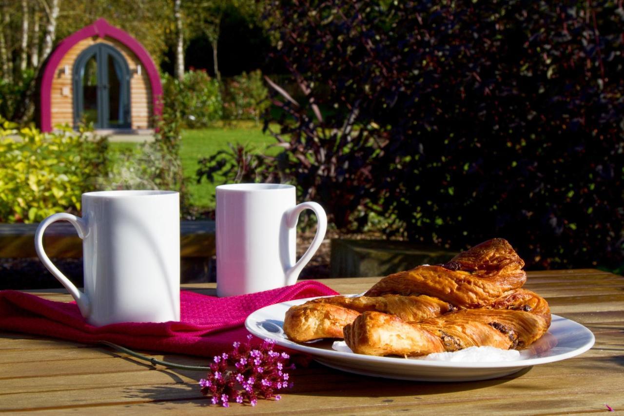 Glamping - York Holiday & Cycle Stop Extérieur photo